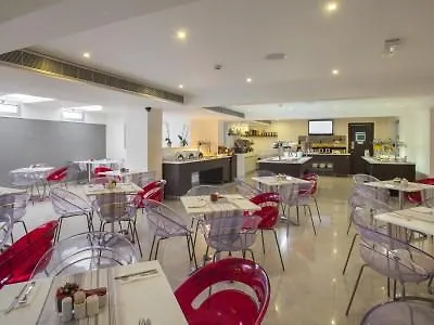 לרנקה Amorgos Boutique Hotel